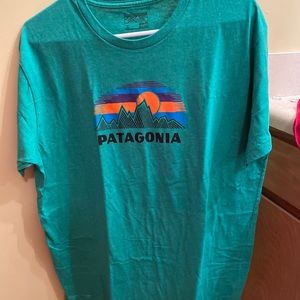 Patagonia T Shirt XL